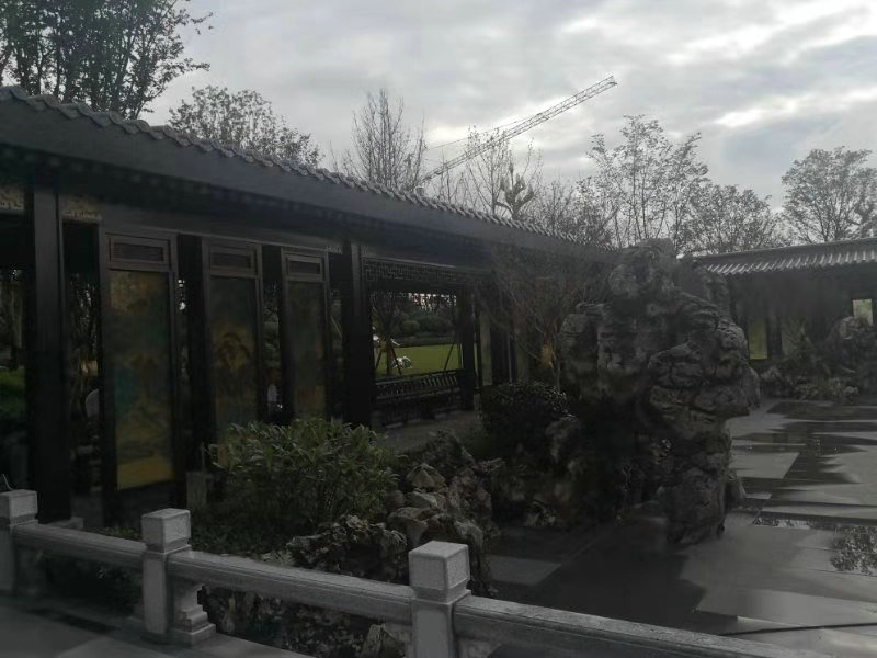 鴻通地產(chǎn)南充公園1988不銹鋼工程.jpg