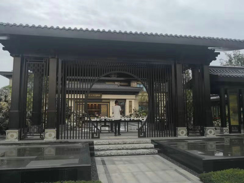 鴻通地產(chǎn)南充公園1988 不銹鋼工程.jpg