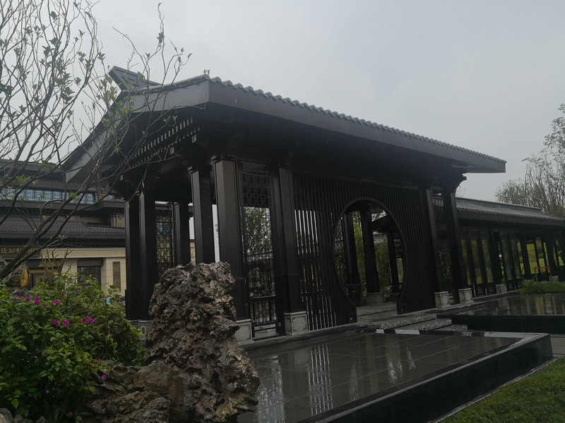 鴻通地產(chǎn)南充公園1988 不銹鋼工程.jpg