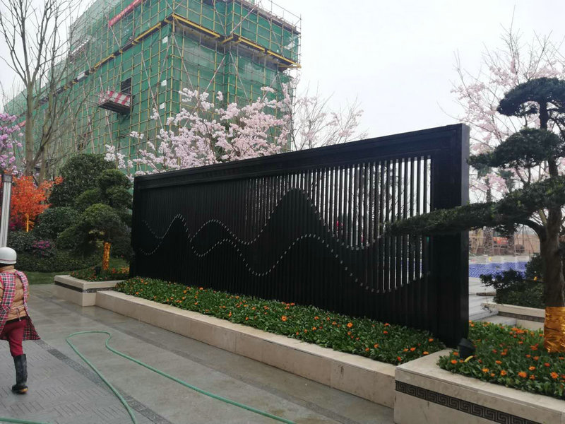金科地產(chǎn)園林展示區(qū)不銹鋼工程.jpg